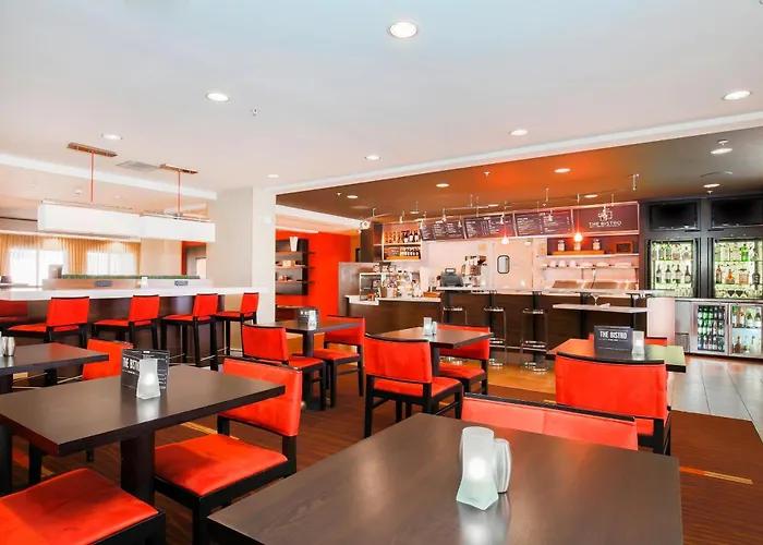 Courtyard By Marriott Salinas Monterey